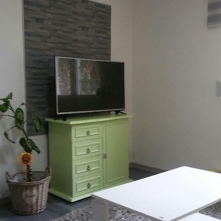 Apartman Mahala One SJJ Exteriör bild