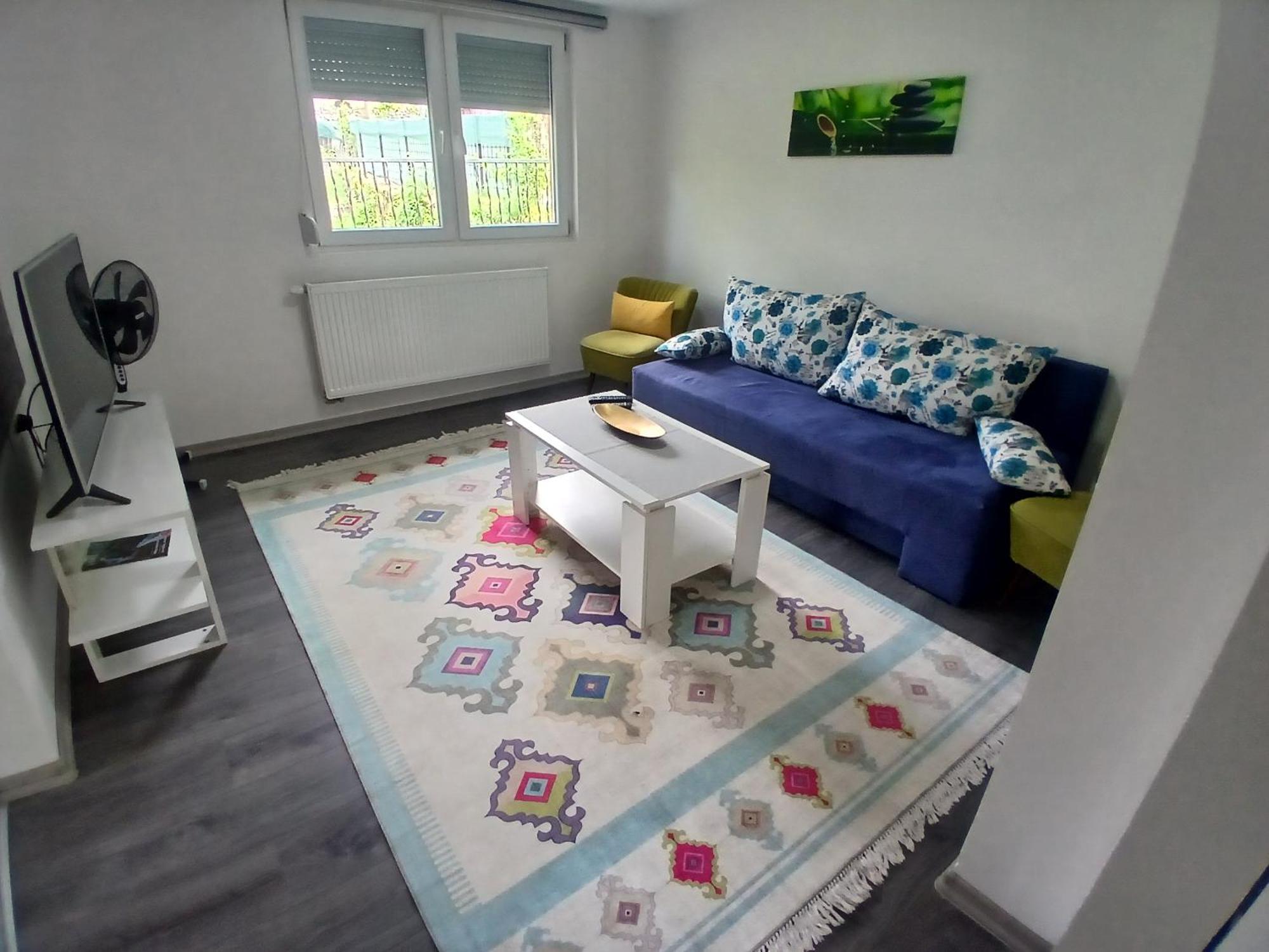 Apartman Mahala One SJJ Exteriör bild