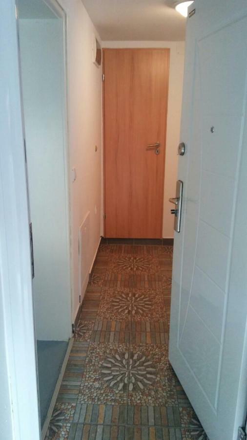 Apartman Mahala One SJJ Exteriör bild