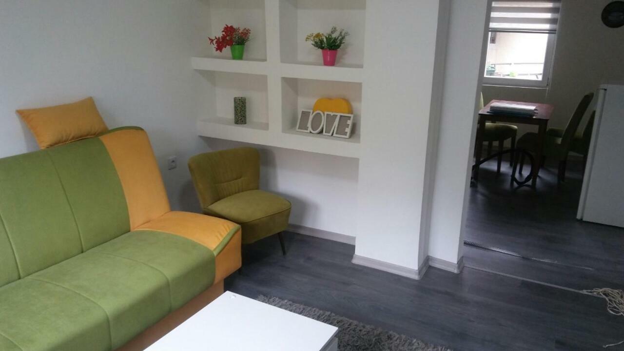 Apartman Mahala One SJJ Exteriör bild