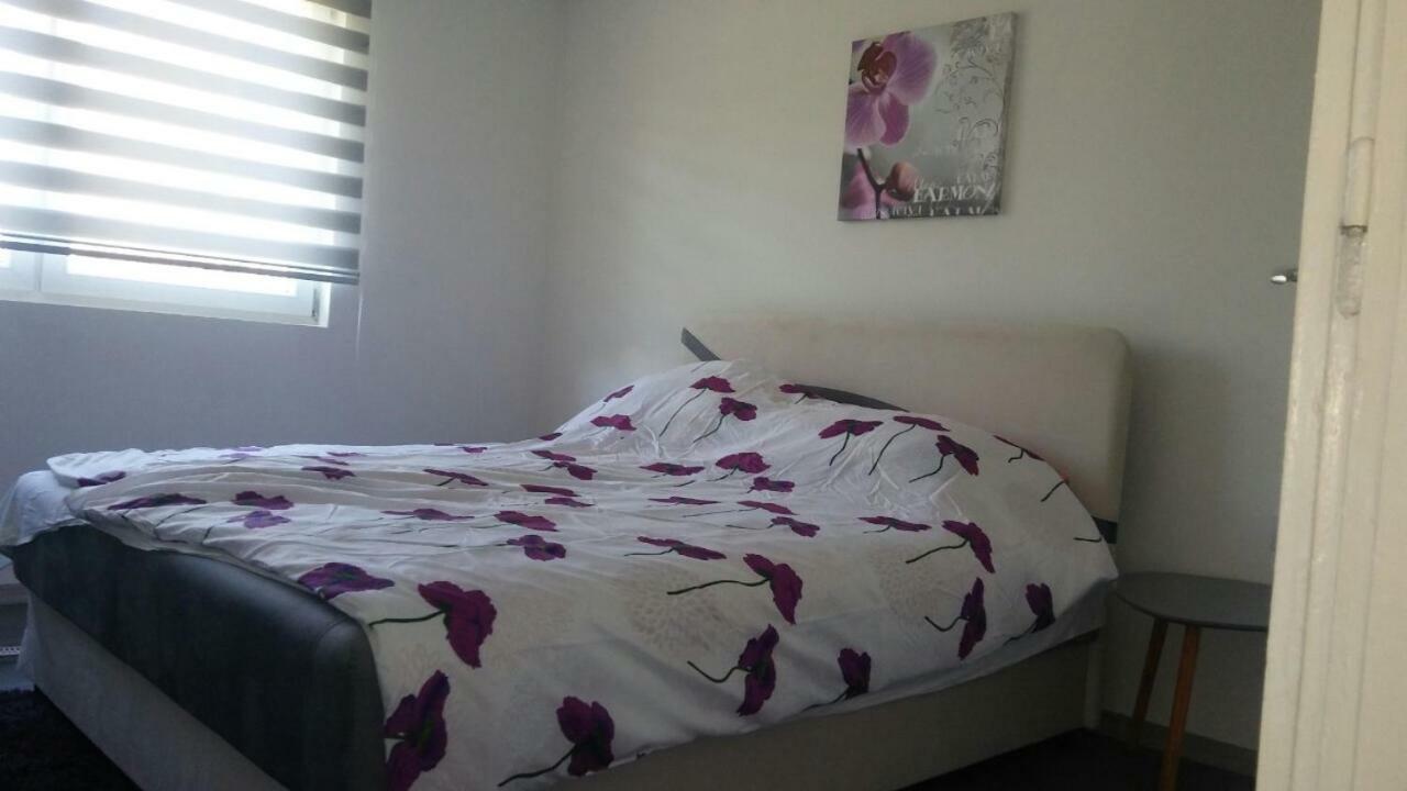Apartman Mahala One SJJ Exteriör bild
